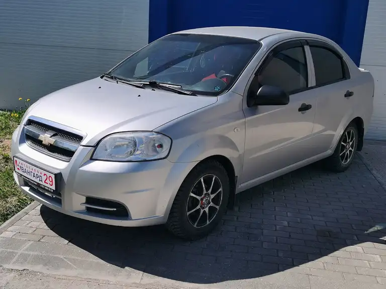 Chevrolet Aveo 2018 года выпуска с пробегом 203100 км. 4+ владельца по ПТС. Не битый.