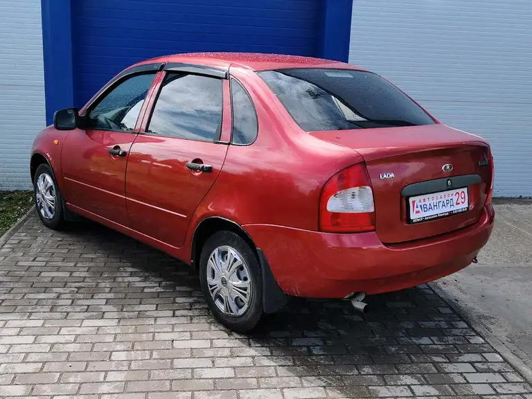 Lada Kalina 2009 года выпуска с пробегом 124400 км. 2 владельца по ПТС. Не битый.