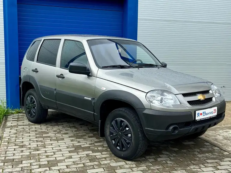 Chevrolet Niva с пробегом 77900 км и одним владельцем по ПТС доступна для продаже в автосалоне Авангард 29 г. Вельск