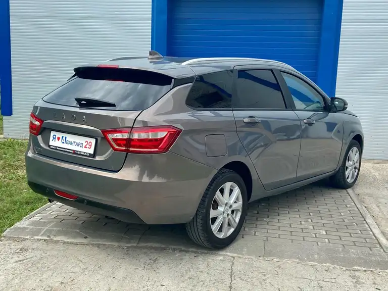 Lada Vesta 2019 года от одного владельца в комплектации Comfort. Пробег 68230 км.