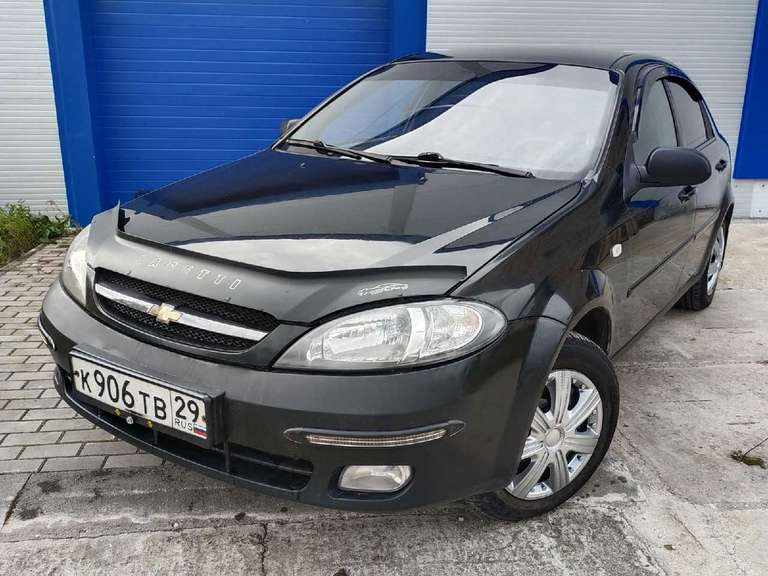 Chevrolet Lacetti 2009 года выпуска с пробегом 193922 км. 3 владельца по ПТС. Не битый.