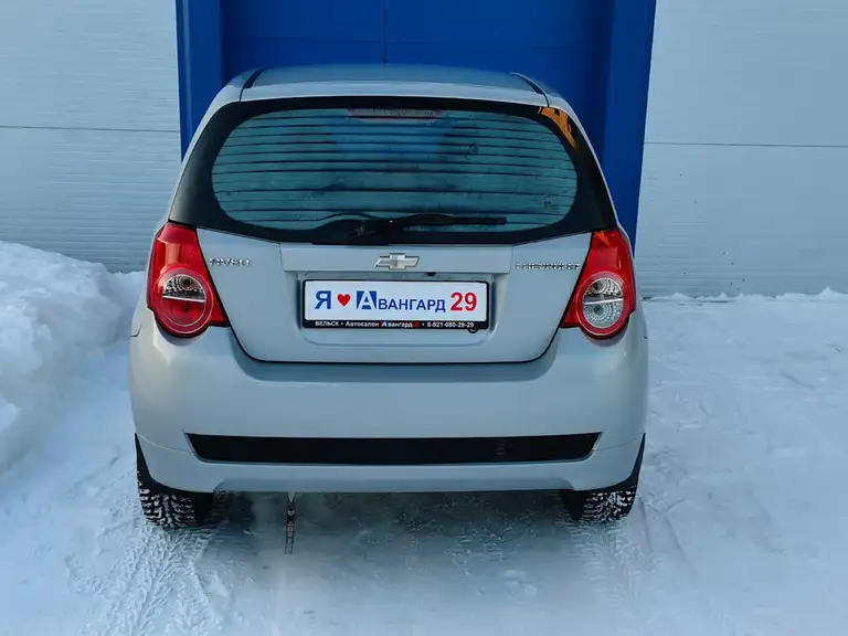 Припарковаться можно где угодно, проста в управлении и экономична - Chevrolet Aveo в продаже в автосалоне Авангард 29 г. Вельск