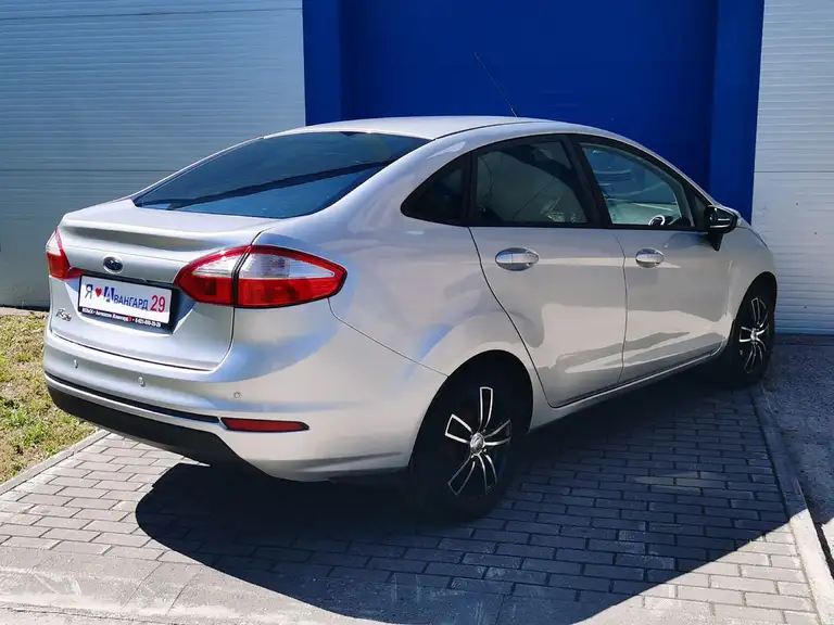 Ford Fiesta в продаже в автосалоне Авангард 29 г. Вельск