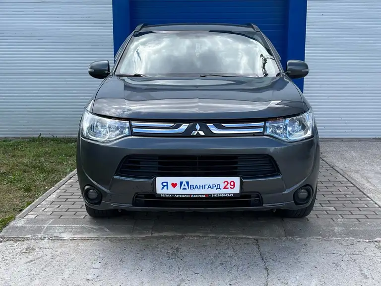 Mitsubishi Outlander в продаже в автосалоне Авангард 29 г. Вельск