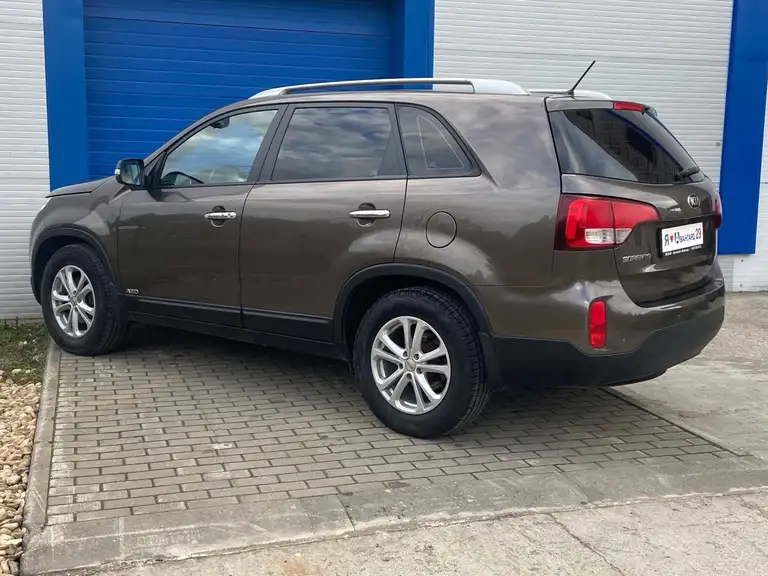 Kia Sorento в продаже в автосалоне Авангард 29 г. Вельск