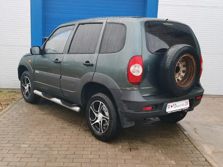 Chevrolet Niva в продаже в автосалоне Авангард 29 г. Вельск