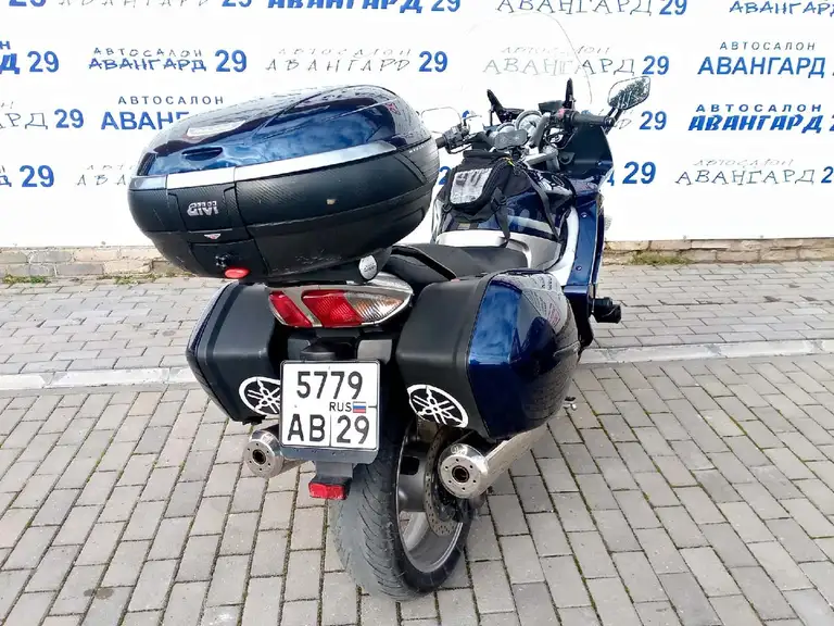 Yamaha FJR 1300 A 2006 года выпуска с пробегом 70000 км. Япония. Спорт-турист. 143 л.c.