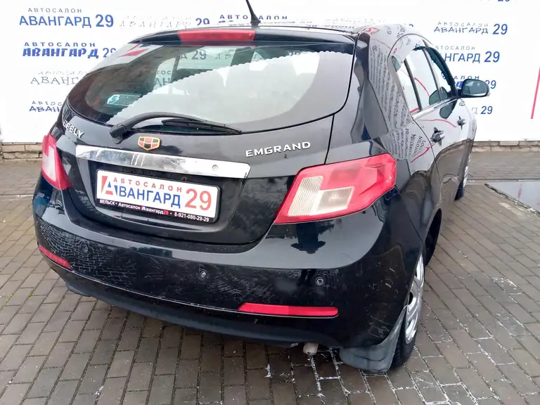 Geely Emgrand EC7 2014 года выпуска с пробегом 181000 км. 1 владелец по ПТС. Не битый.