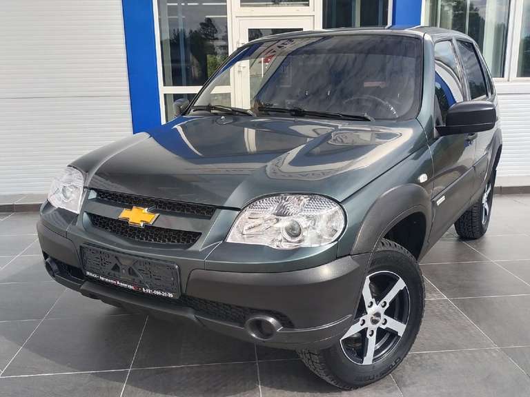 Chevrolet Niva 2014 года выпуска с пробегом 101000 км. 2 владельца по ПТС. Не битый.