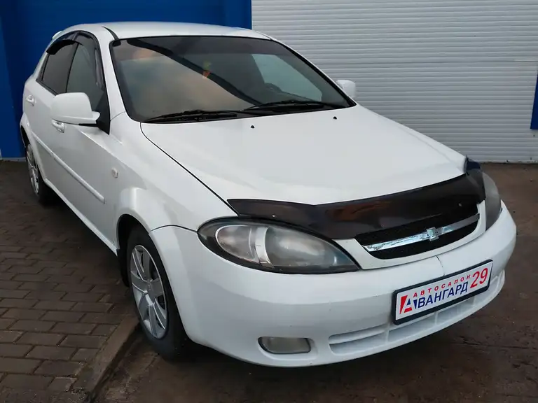 Chevrolet Lacetti 2012 года выпуска с пробегом 223000 км. 2 владельца по ПТС. Не битый.