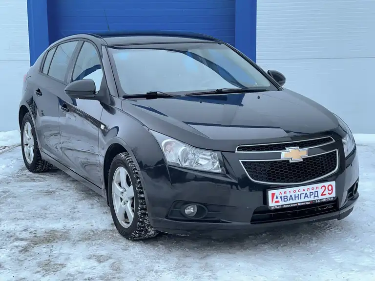 Chevrolet Cruze 2012 года выпуска с пробегом 77623 км. 2 владельца по ПТС. Не битый.