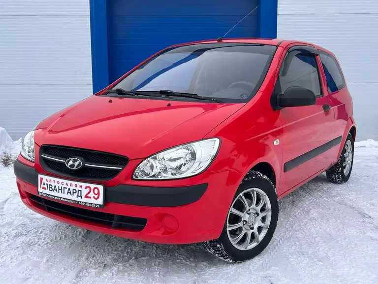 Hyundai Getz в хорошем техническом состоянии. Отличный вариант для тех, кто впервые сядет за руль. Купить можно за наличные или в кредит на срок от 3 месяцев до 7 лет.