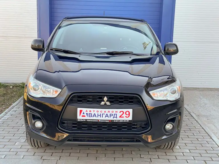 Mitsubishi ASX 2014 года выпуска с пробегом 78800 км. 1 владелец по ПТС. Не битый. За наличные или в кредит.