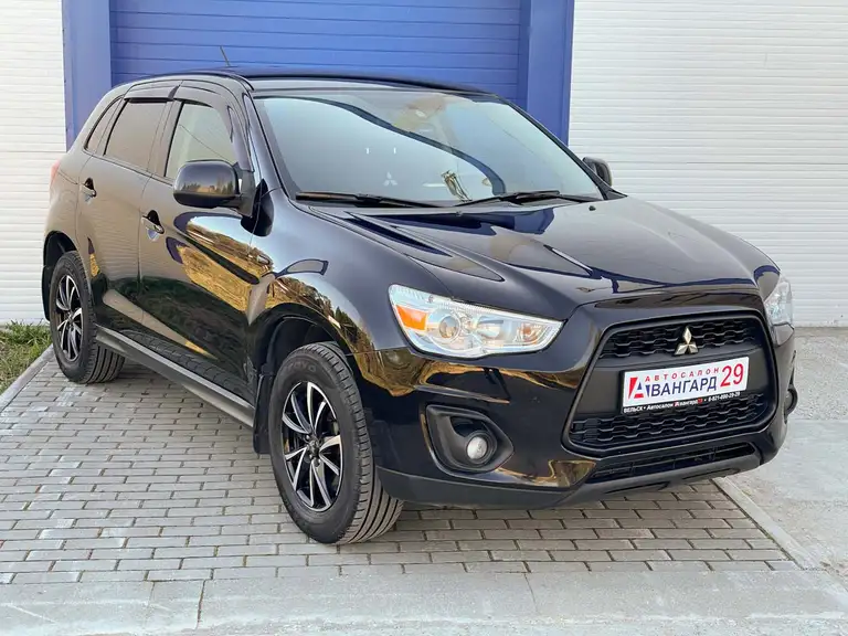 Mitsubishi ASX 2014 года выпуска с пробегом 78800 км. 1 владелец по ПТС. Не битый. За наличные или в кредит.